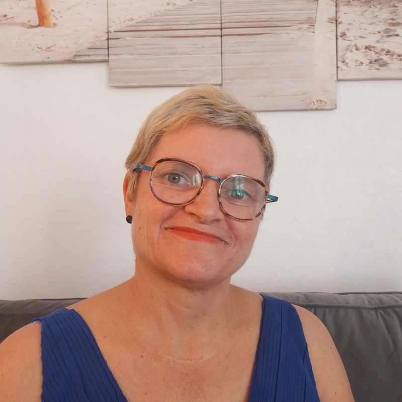 Cécile LA VIE